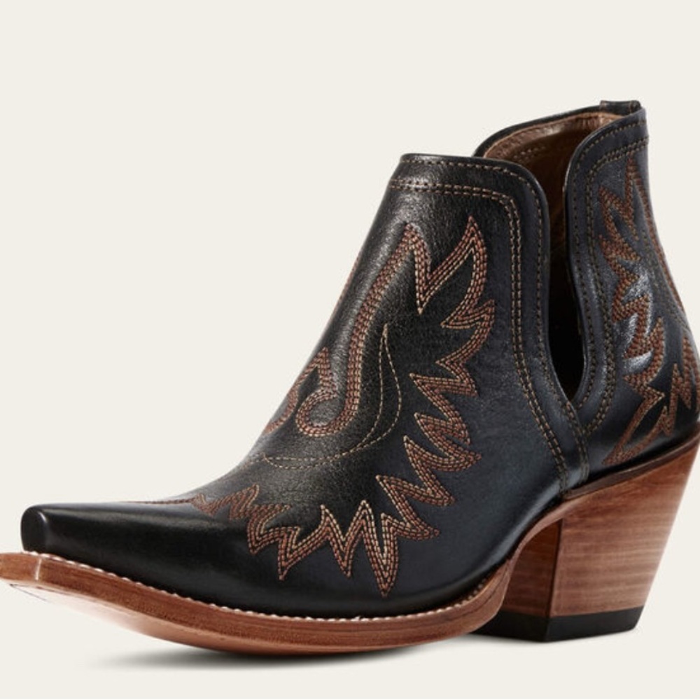 Black Ariat Dixon Booties - Like new, Size 10